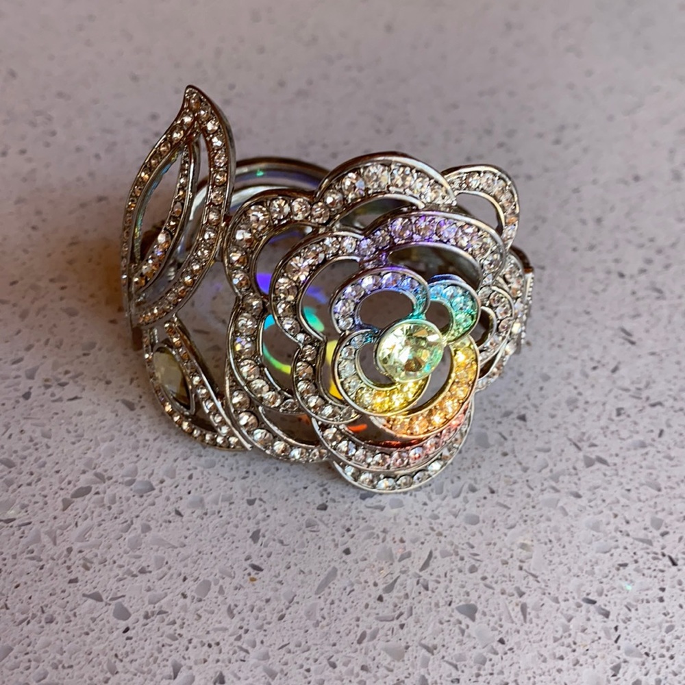 Rhinestone camellia bracelet